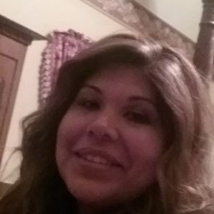 Meet your Posher, Adina